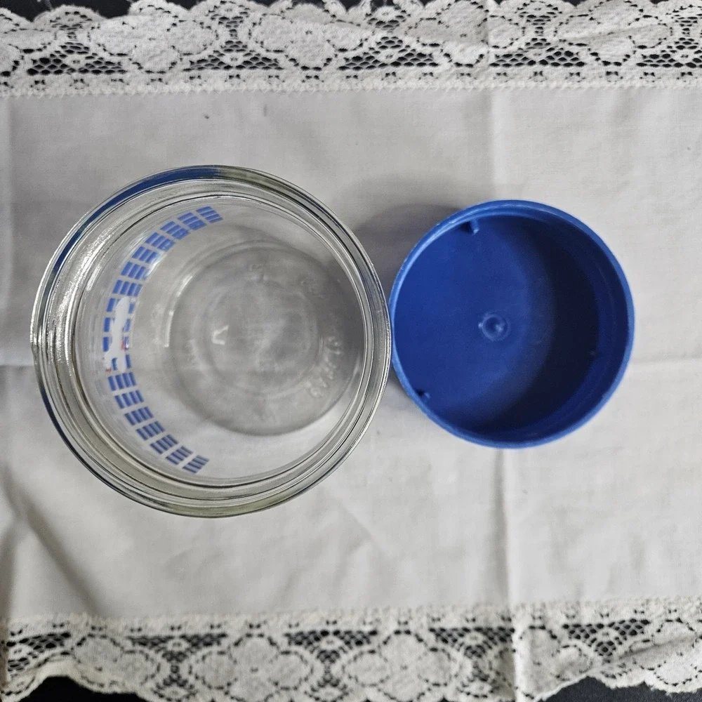 1982 Carlton Glass 3/4 L Glass Goose Canister W/ Lid